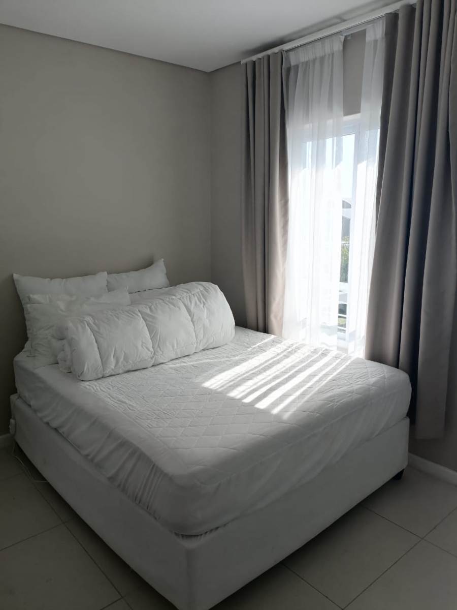 2 Bedroom Property for Sale in Somerset Lakes Western Cape